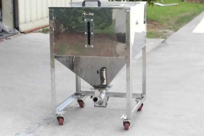 XCT-50KG TANQUE DE ARMAZENAMENTO EM AÇO INOX COM CAPACIDADE 50KG