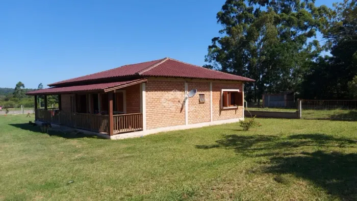 Sítio/Chácara com área 14,000.00m² sendo sua extensão plana e excelente