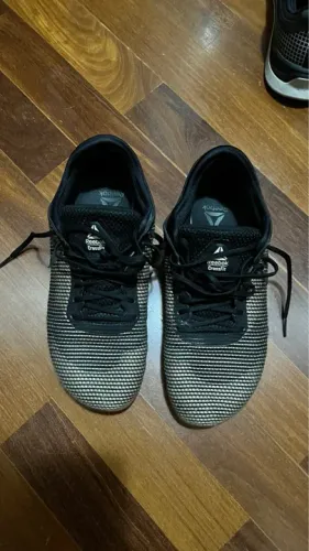 Tênis Reebok CrossFit 7 - Tamanho 42