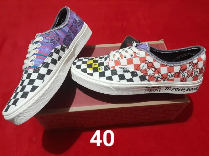 Tênis VANS AUTHENTIC STRANGER THINGS CUSTOMIZADO Tamanho 40 - Unissex