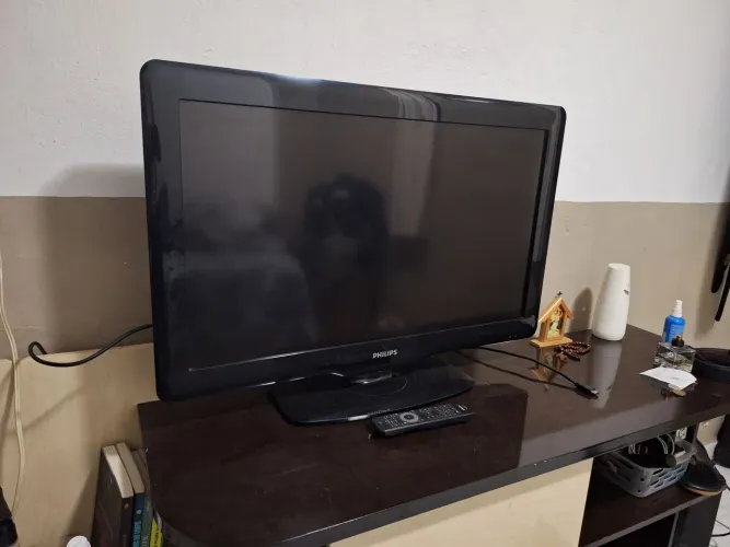 TV Philips LCD 32 polegadas