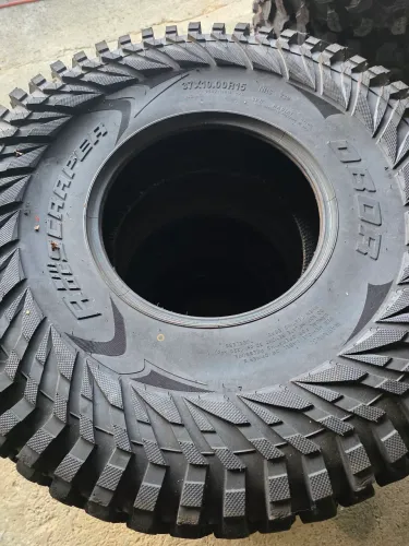 Pneu 37x10.00R15