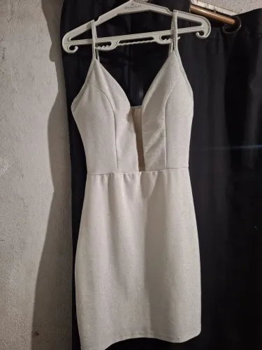 Vestido Festa Brilho - Elegância e Sofisticação!