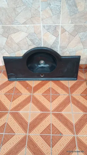 Pia de banheiro em pedra sintética 