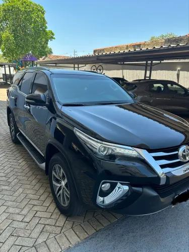 Toyota Hilux SW4 SRX 4X4 2.8 TDI 16V Dies. Aut. 2017