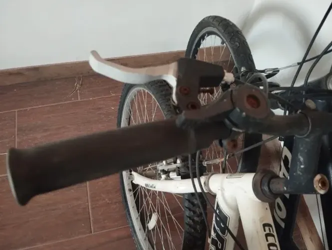 Bicicleta 21 marchas em bom estado