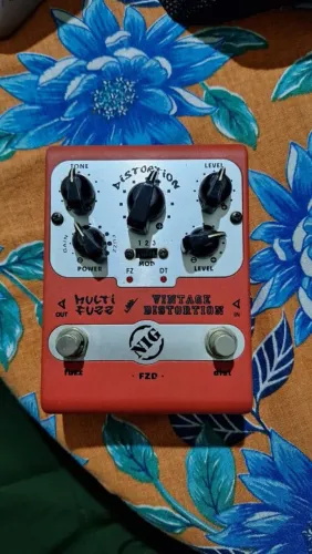 Pedal Nig multi Fuzz distortion classic