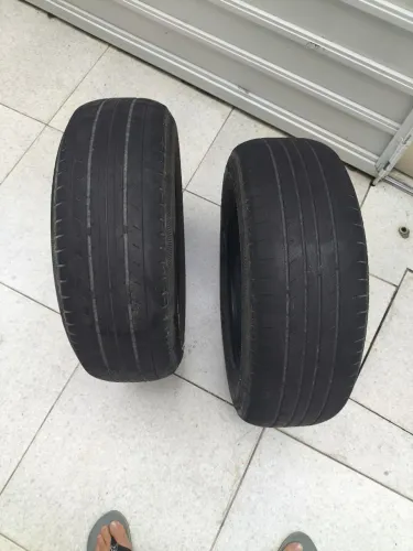 Par de pneus aro 15