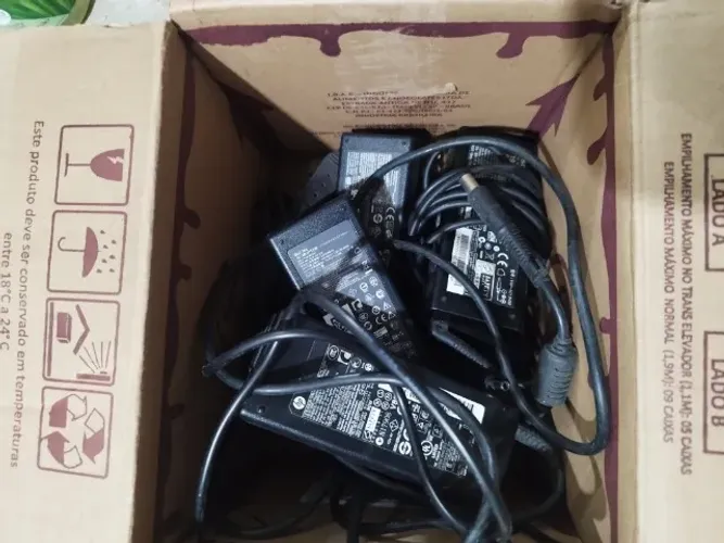 bateria e carregador de computador pc notebok netebook dell hp lenovo acer samsung positiv