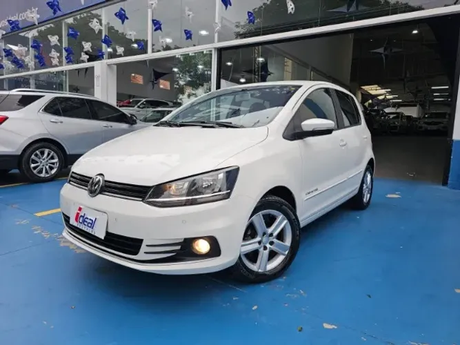 Volkswagen Fox Comfortline 1.6 Flex 8V 5P 2015