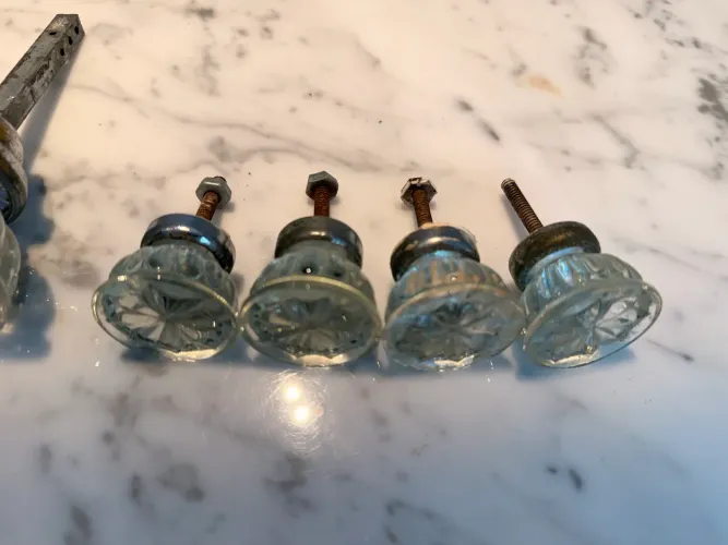 Puxadores antigos de vidro lapidado - anos 30/50