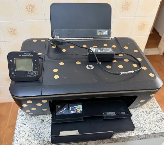 Multifuncional HP Deskjet Ink Advantage 3516 e-All-in-One