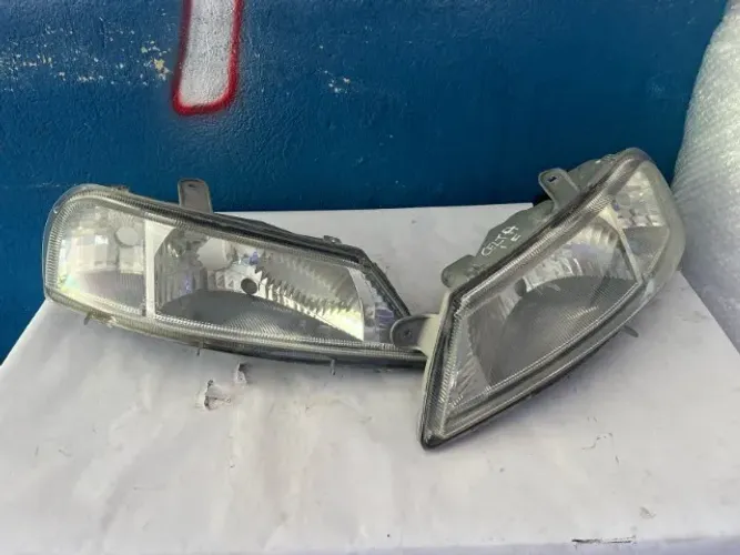 Par De Farol Dianteiro GM Celta ano 2003 Original 