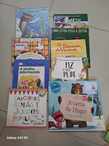 Vários livros