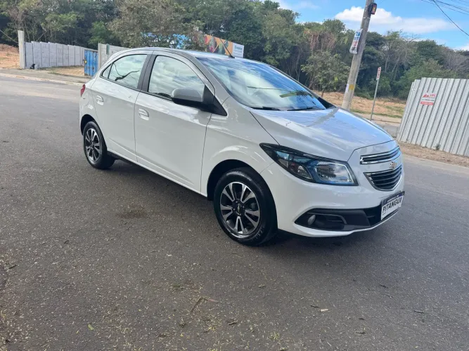 Onix LTZ 2016 automático todo revisado, óleo de câmbio trocado