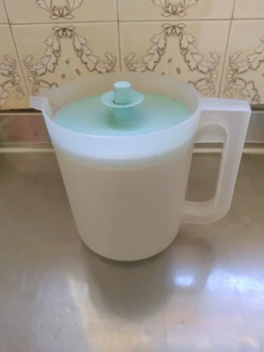 Kit Jarra, Copos e Coqueteleira Tupperware