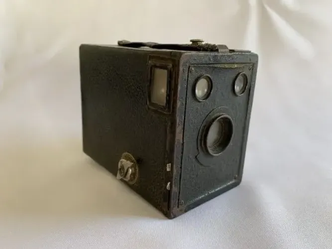 camera fotografica antiga kodak brownie target anos 50/60