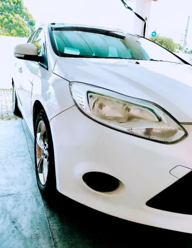 Ford Focus 1.6 S/1.6 SE Flex 16V 5P AUT 2014