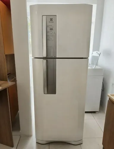 Geladeira Electrolux - Branca - 427 Litros