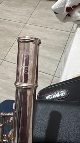 Vende se flauta transversal 1 ano de uso