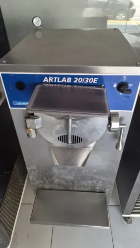Produtora de Gelato Alphagel Artlab  20/30 E