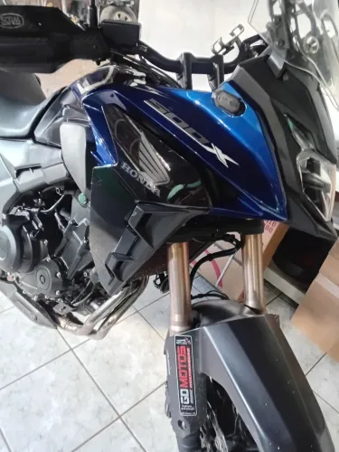 Vendo troco cb 500x 24/24 pura emplacada até 09/2027 leia o anúncio golpista fora