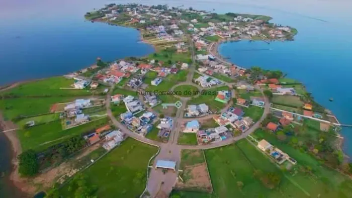 Vende-se Casa no Residencial Ilha Bela em Carlopolis PR