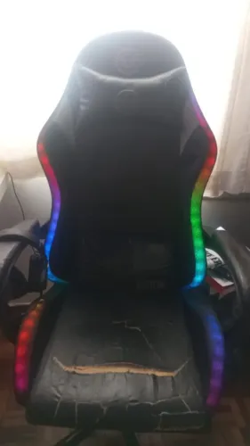 Cadeira gamer com RGB