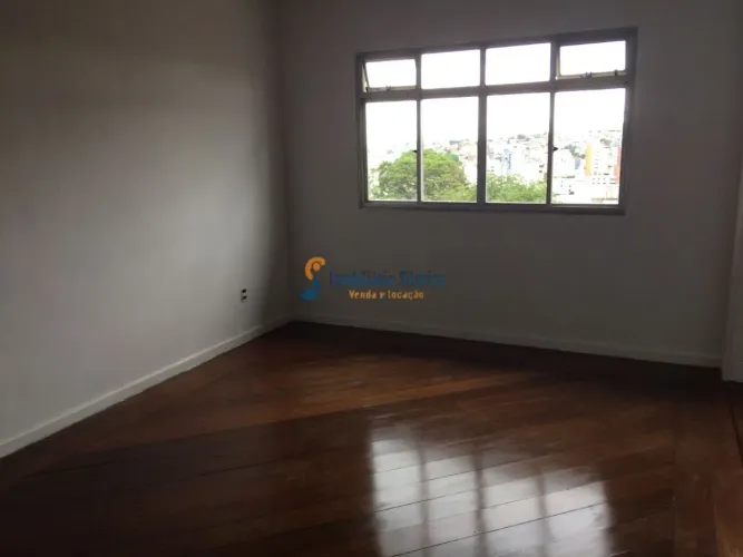 Cobertura de 3 quartos para locação no bairro Ipiranga.