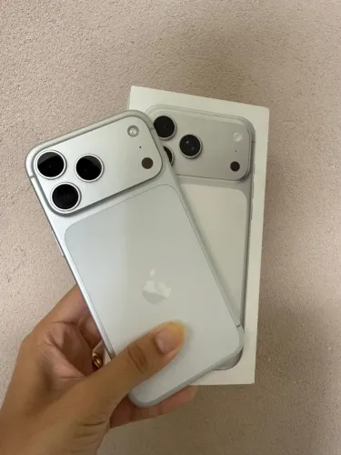 iPhone 17 pro max silver 256gb
