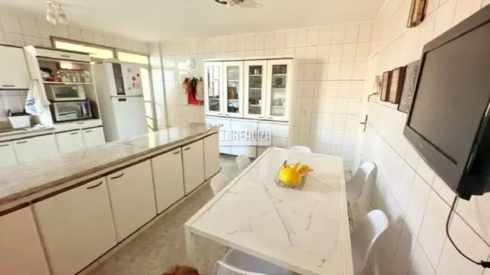 Apartamento com 3 Dormitórios no Centro de Uberaba
