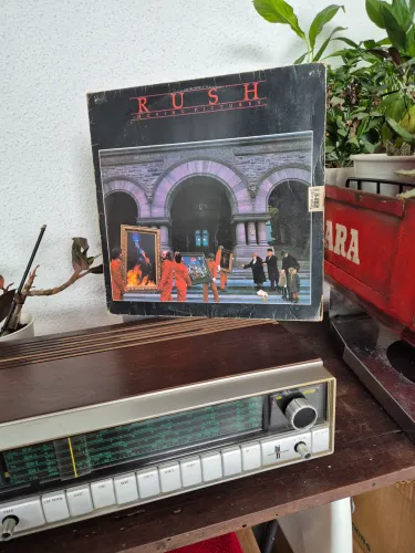 Disco Vinil LP Rush - Moving Pictures