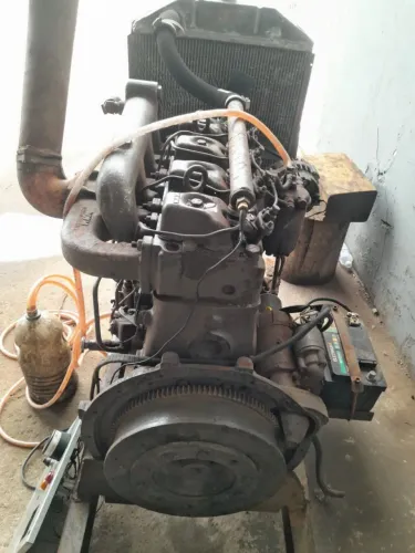 Motor MW4 com 4 cilindros