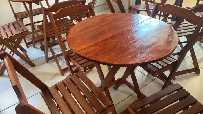 Conjunto de mesa e cadeiras dobráveis a pronta a pronta entrega ?a pronta entrega