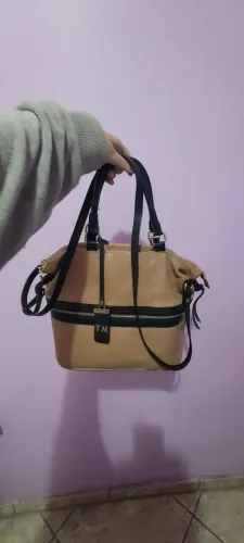 Bolsa Arezzo Couro Bege com detalhes preto