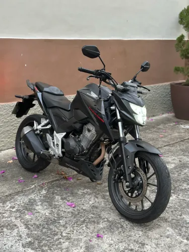 CB300F TWISTER