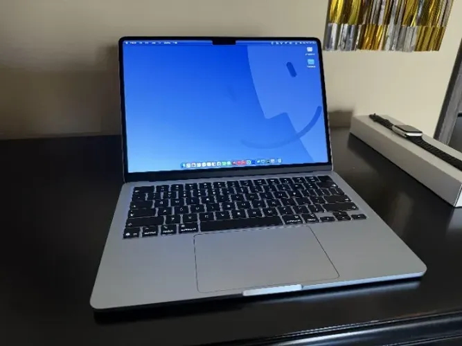 Macbook Air M5 - 16 GB - 512 GB - 20 Dias de Uso - Aceito Trocas (12x 635)