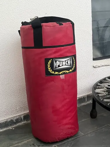 Saco de pancada Punch 70 cm