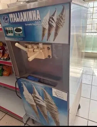 MÁQUINA DE SORVETE EXPRESSO ITALIANINHA ?