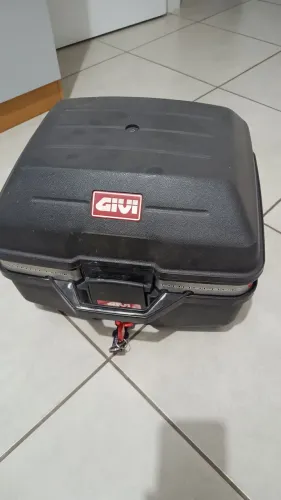 Baú 27 litros Givi