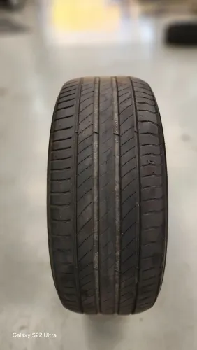 Pneu Michelin primacy 4 215/50/17