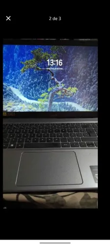 Notebook Acer Aspire 5, modelo A515-57-55B8.Possui um processador Intel Core i5-
