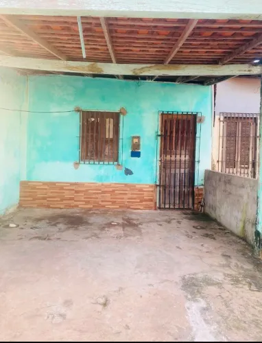Casa na avenida 23 de março.