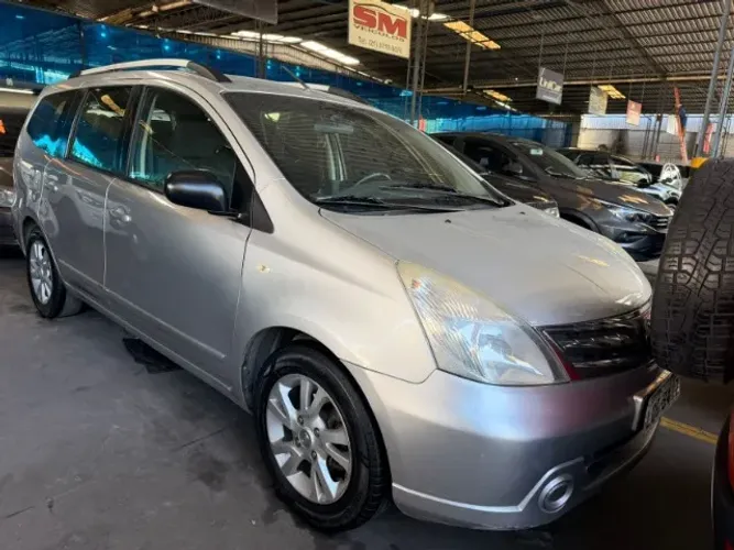 Nissan Livina Grand S 1.8 16V Flex Fuel Mec. 2013