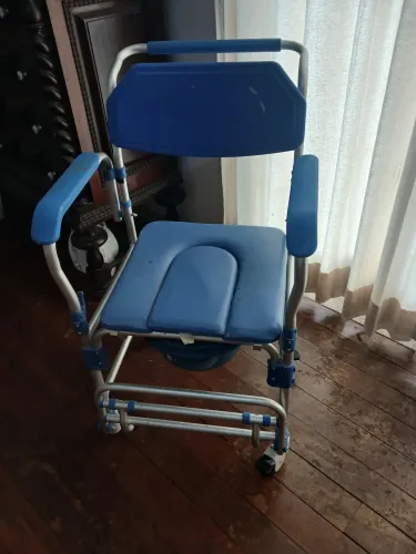 Cadeira Higiênica