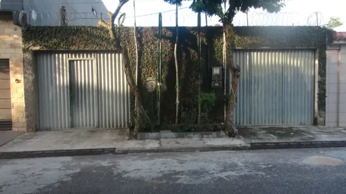 Casa em Belém, 3 suítes.