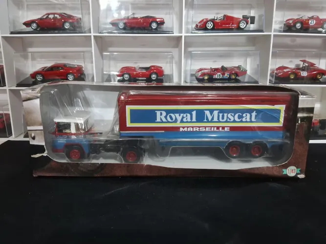 Miniatura Caminhão Articulado Escala 1 43