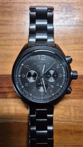 Relógio Fossil all Black com pulseira de aço 