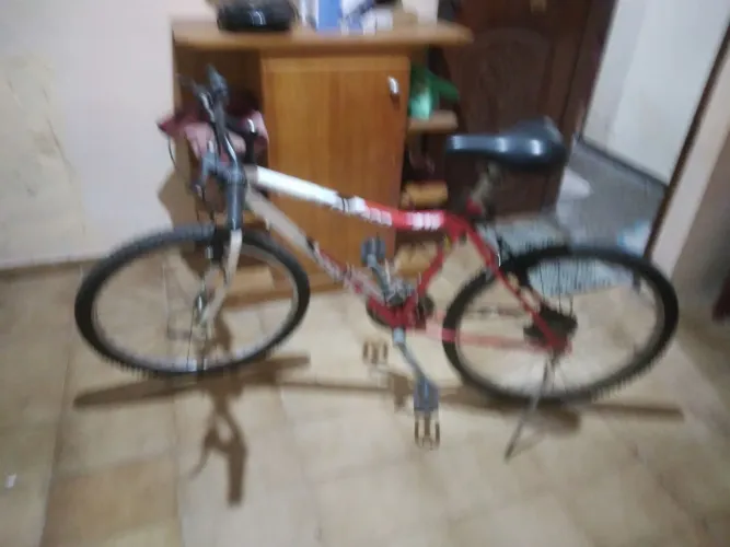 Bicicleta Prince com marcha aro 26 c/acessórios