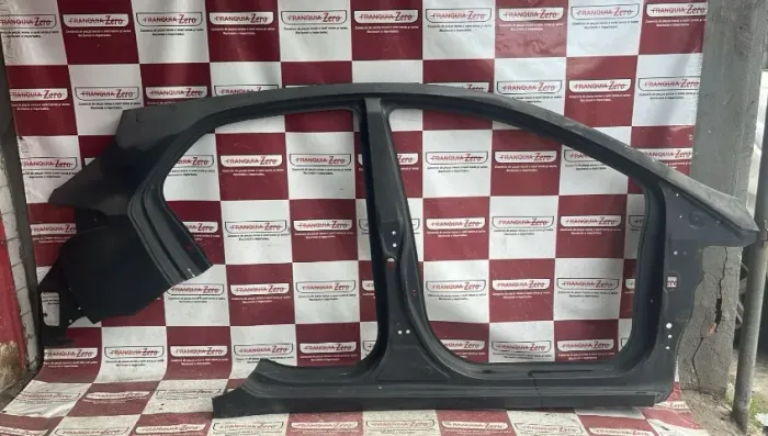 Retalho lateral Hb20 Hatcht 2013-2019 lado direito